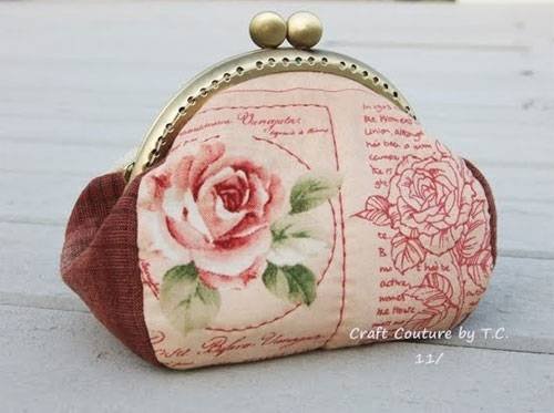 Vintage Rose Frame Purse - Free Sewing Pattern